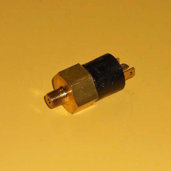 Showing image for 7N5946 Pressure Switch 7N5946 Pressure Switch Switches image
