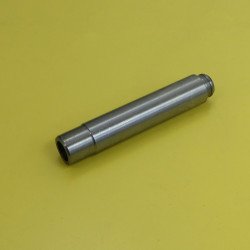 1478220 Valve Guide