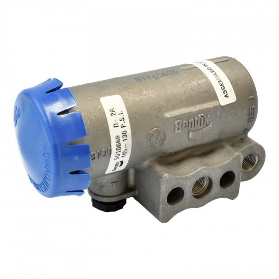 Showing image for Bendix 5010669N D-2A Air Compressor Governor, Non-Adjustable, 105-130 PSI Bendix 5010669N D-2A Air Compressor Governor, Non-Adjustable, 105-130 PSI Air Auxiliary Brakes image