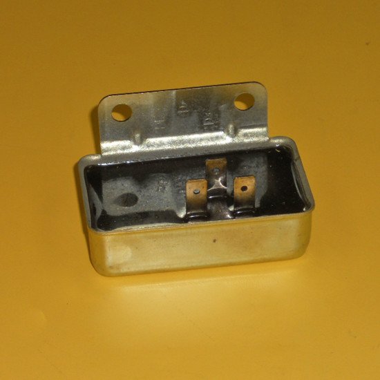 2Y5713 Regulator Thermostats image