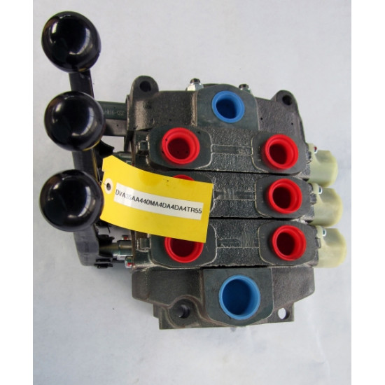 Hydraulic Valve Bank, PN: 5AA440MA4DA4DA4TR55, PN: DVA35AA440MA4DA4DA4TR55 image