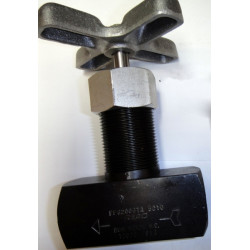 2000 SERIES GLOBE VALVES FEMALE X FEMALE Steel 3/4