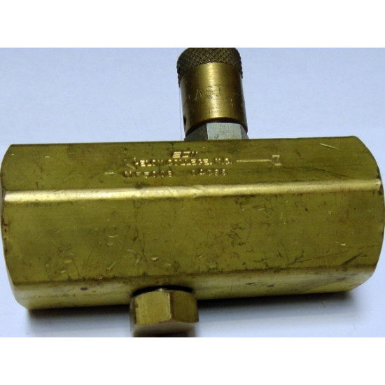KNOB AND LOCKING HEAD — HEX- Brass — Piston Check 3/4 Common Oilfield Hydraulic Valves image