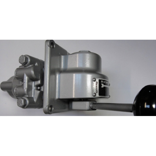 H-2-LX LOCKING THROTTLE, PN: R431002654 image