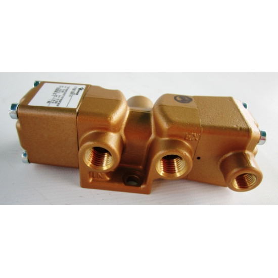 Air Pilot Versa Valve, 3ways, 1/4